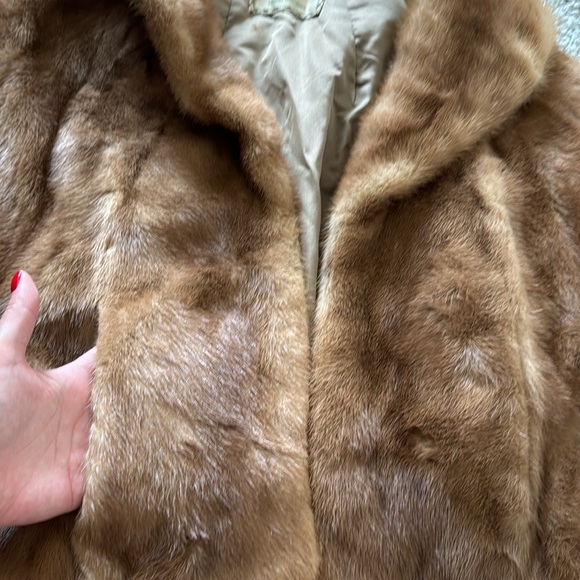 1940s vintage mink fur cape/shrug with pockets! - Picture 3 of 8